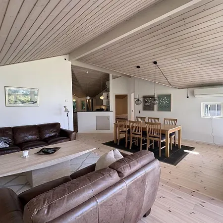 Tatil Evi Veljan - 300m From The Sea By Interhome